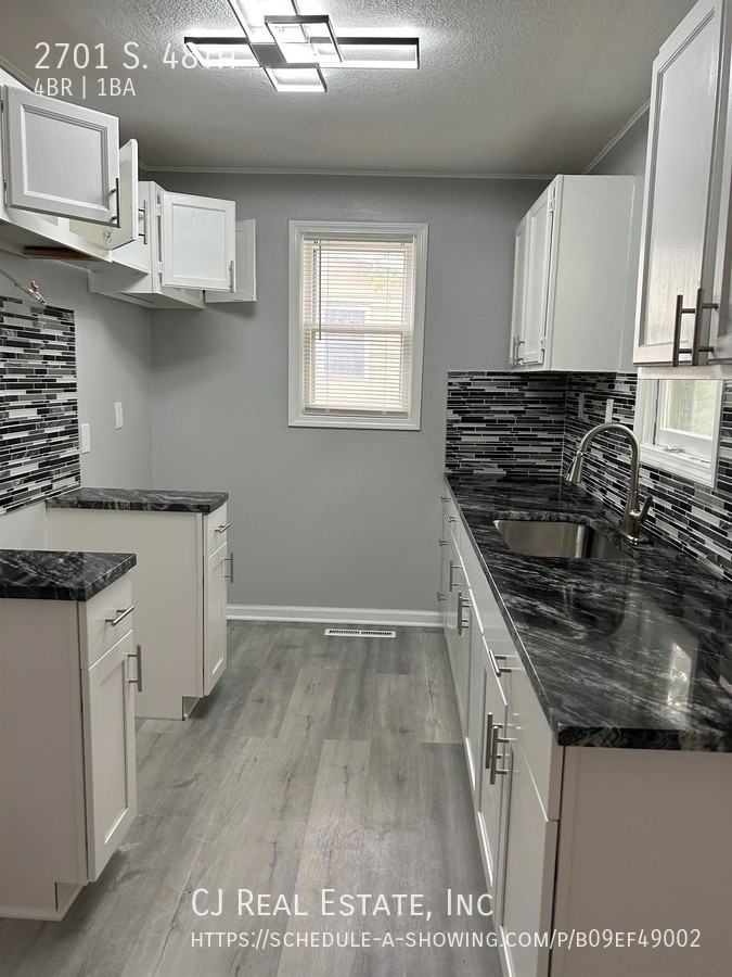 2701 S 48th St - Photo 3 of 11
