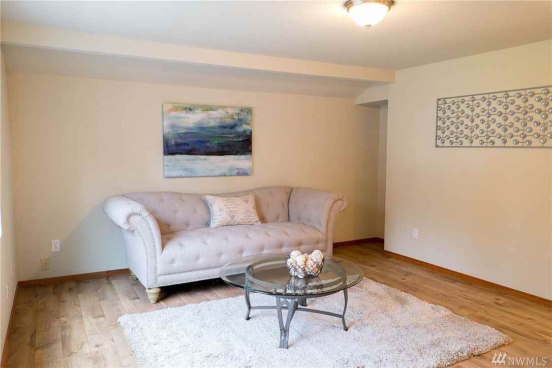 11812 166th Dr Ne #NA - Photo 2 of 3