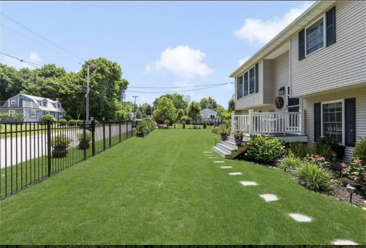 65 Helm St #NA - Photo 2 of 24