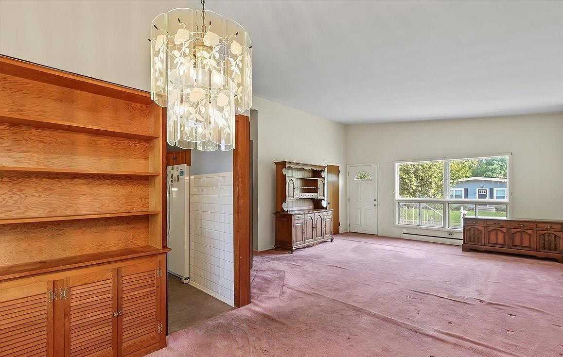 31 Kenlen Dr #NA - Photo 2 of 5