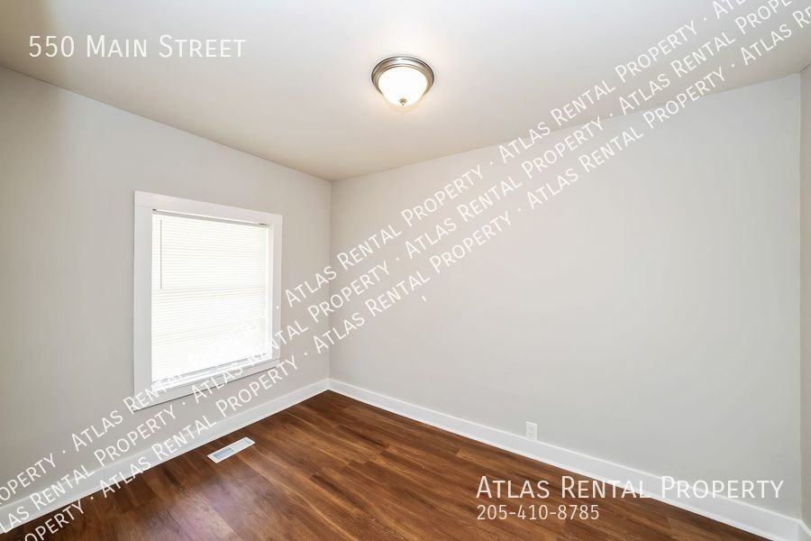 550 Main St - Photo 2 of 23