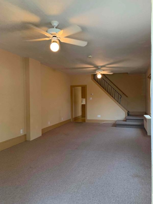 405 W Babbitt Ave - Photo 2 of 15