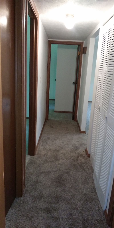 221 Candace St - Photo 3 of 9