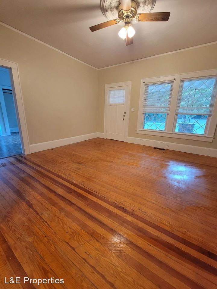 12715 Moores Chapel Rd - Photo 3 of 10