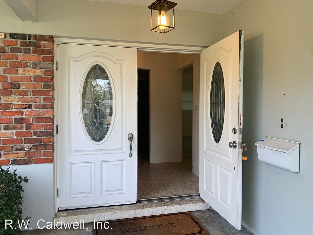 6447 26th Ave N - Photo 3 of 37