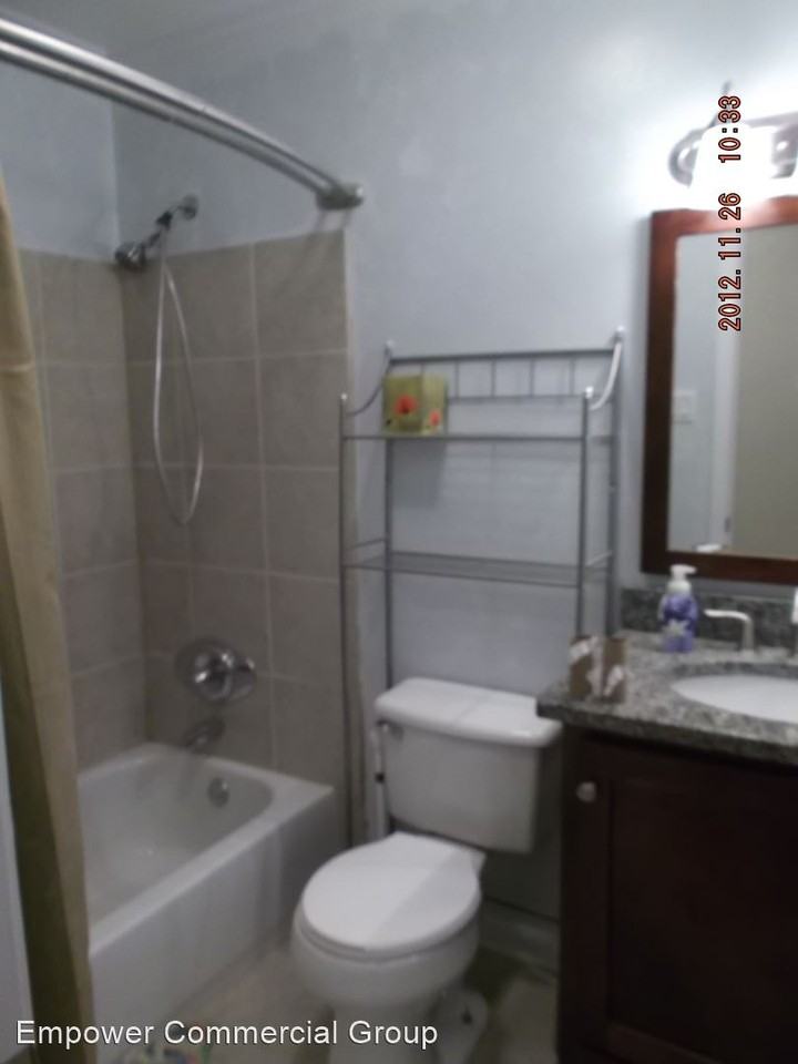 5305 Tabor Ct - Photo 2 of 11