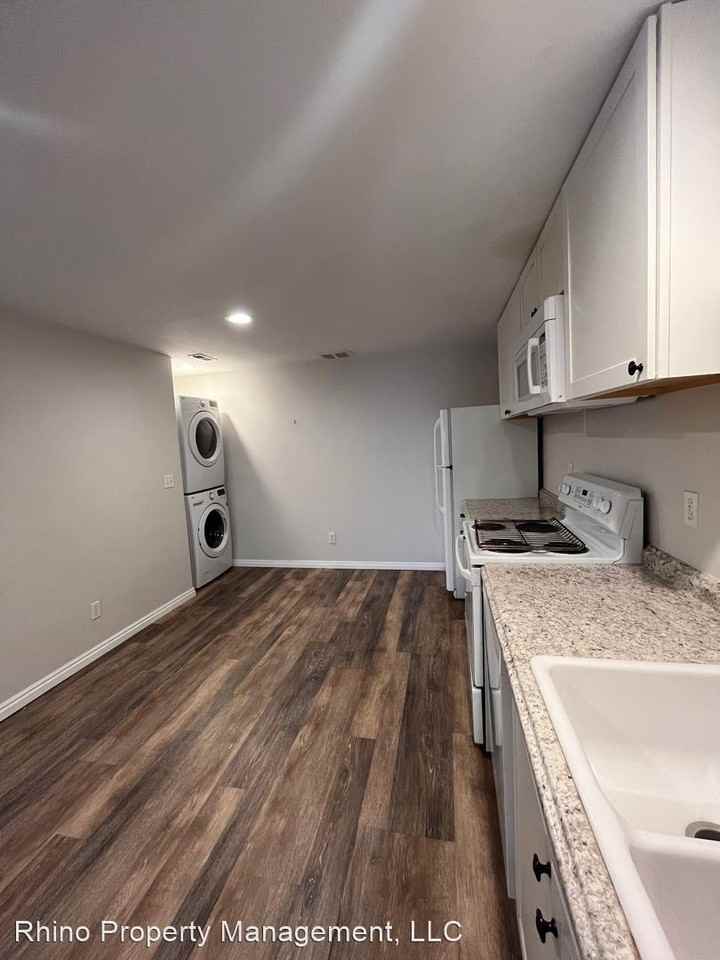 126 W 1435 S #126 - Photo 2 of 12