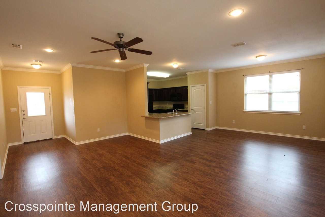 King Ranch Dr 19452 - Photo 2 of 30