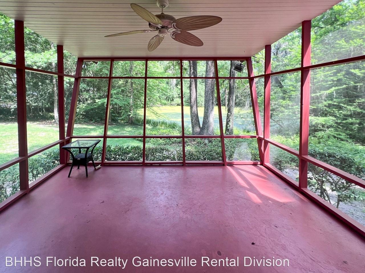 411 Nw 26th St - Photo 2 of 35