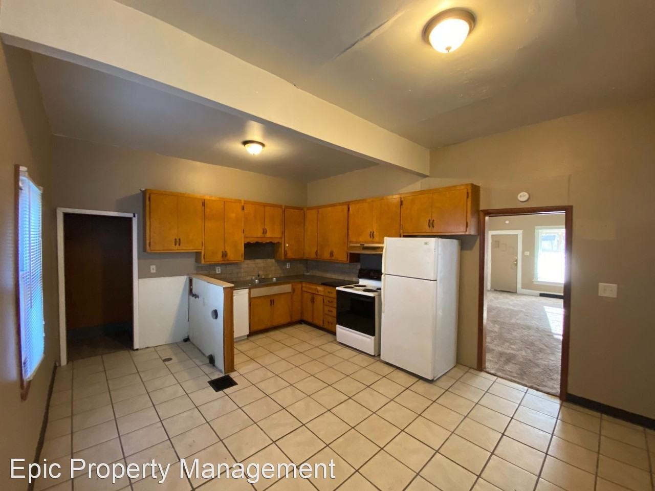 1105 Sw Clay St - Photo 3 of 8