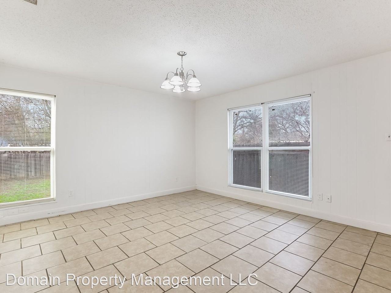 1006 Fiesta St. - Photo 3 of 9