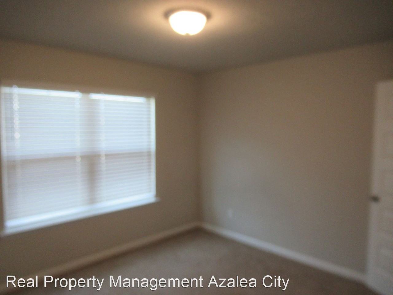 8096 Colleton Dr N - Photo 3 of 21