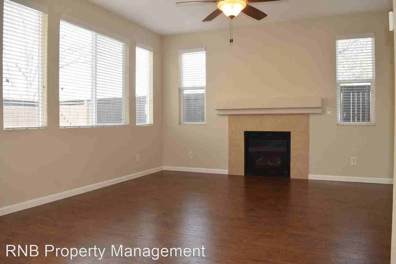 5700 Lavender Ct - Photo 3 of 18