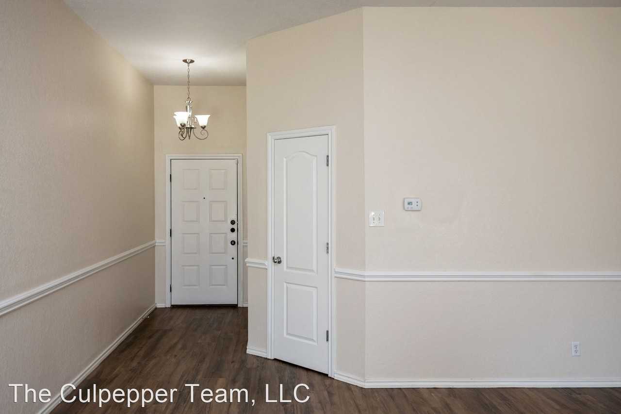 6913 Weatherwood Rd - Photo 2 of 19