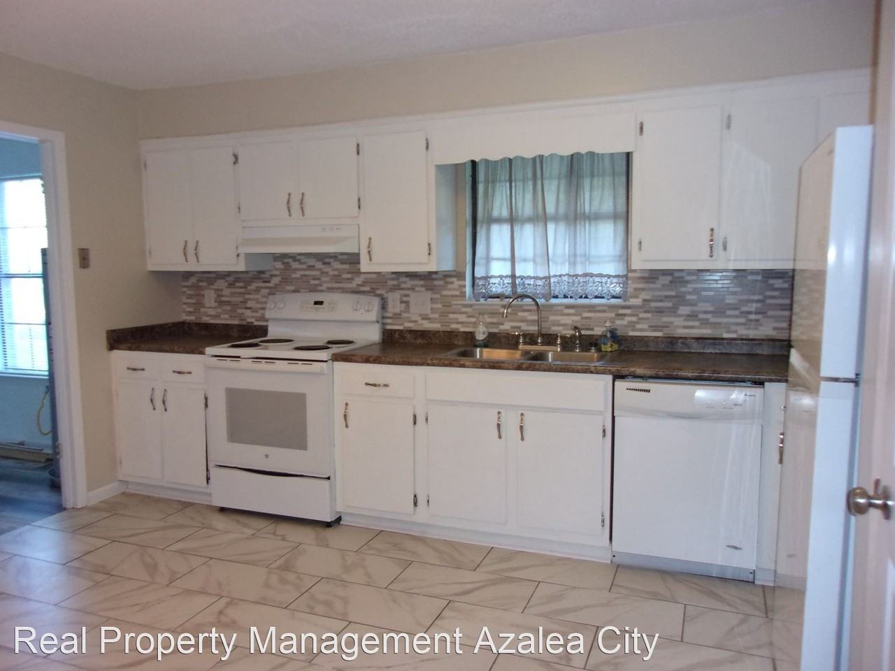 4368 Fathbrook Ln - Photo 2 of 16
