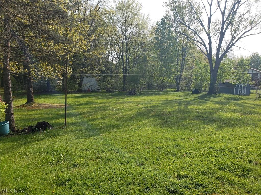 36460 Aurora Rd - Photo 2 of 12