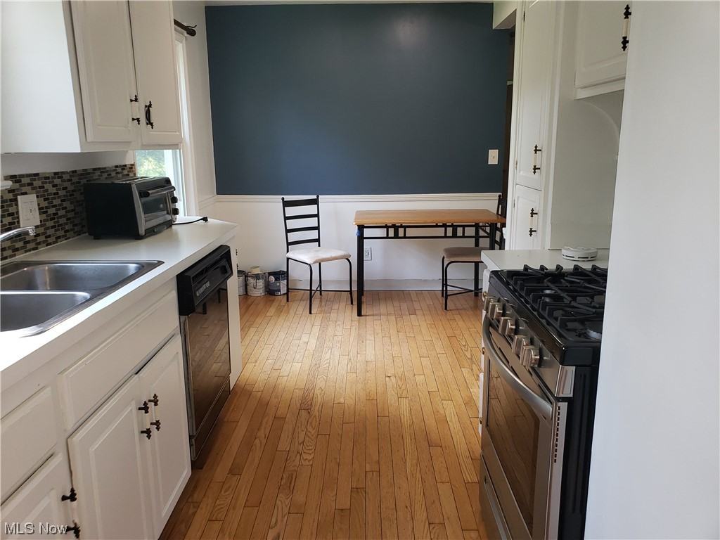 36460 Aurora Rd - Photo 3 of 12