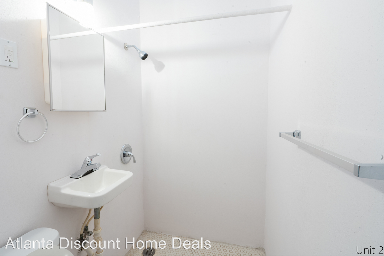 1033 Calle 9 Reparto Metropolitano - Photo 2 of 7