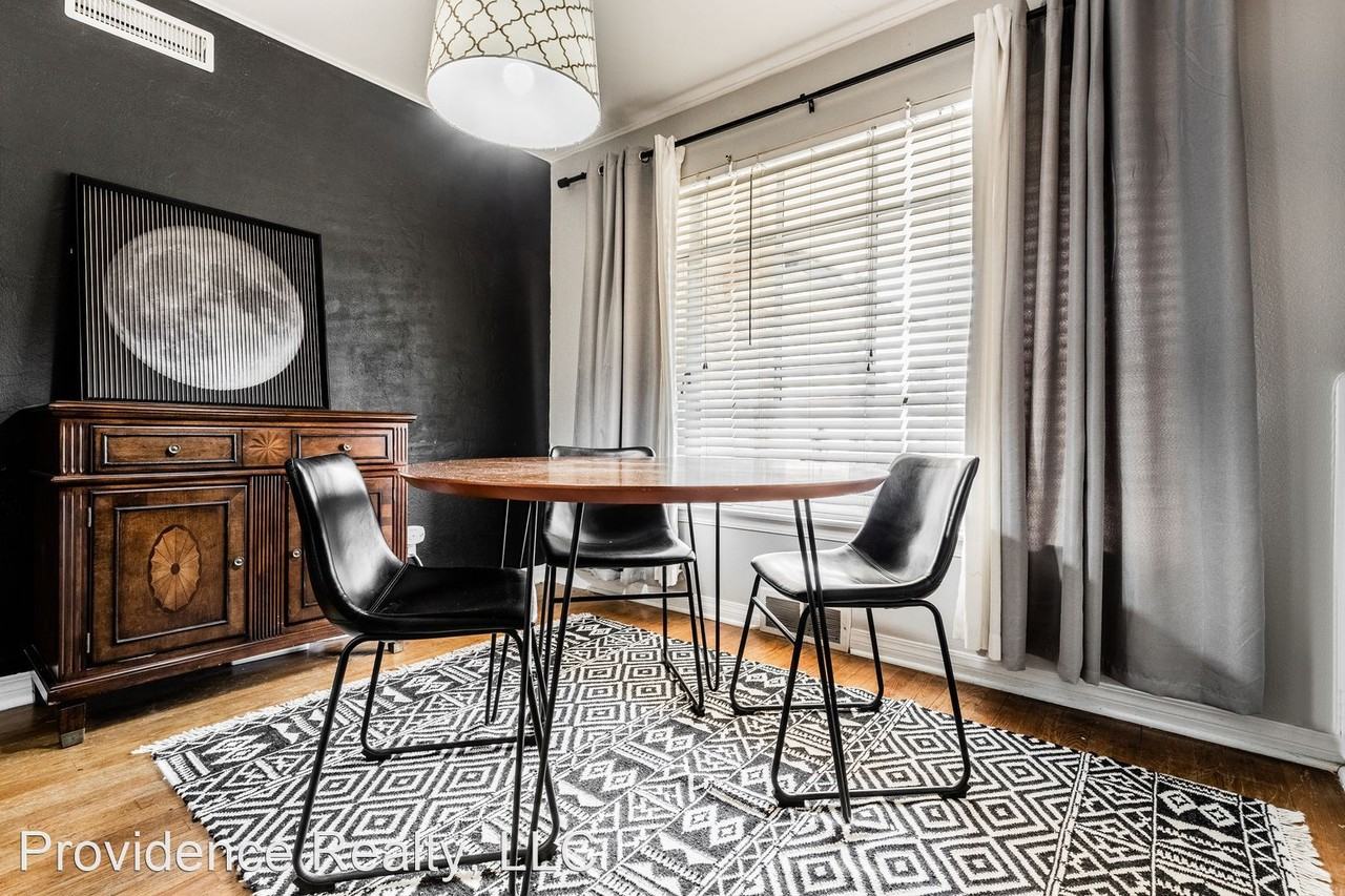 3000 Nw 70th St - Photo 3 of 47