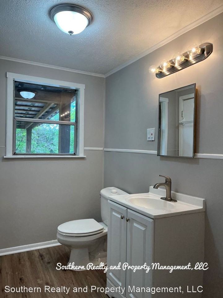 1285 Union Rd - Photo 3 of 13