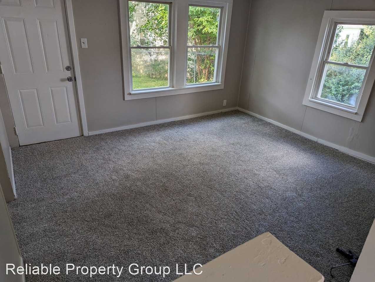 2424 Glenwood Ave - Photo 3 of 8