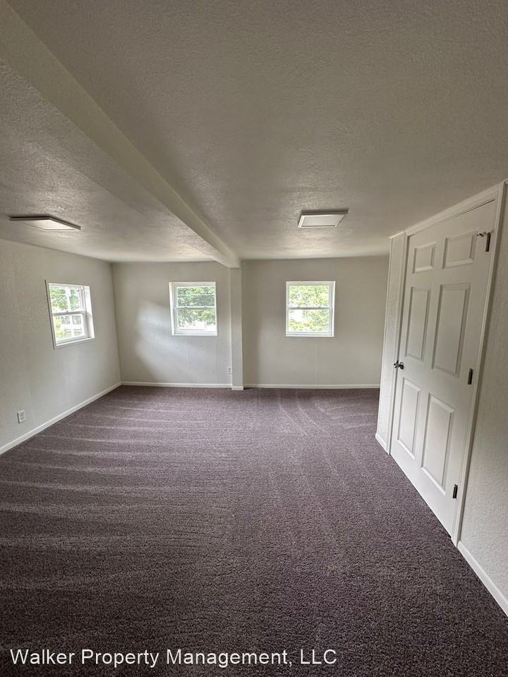 511 515 E. Madison Ave. Apartments in Milton, WI 53563 Zumper