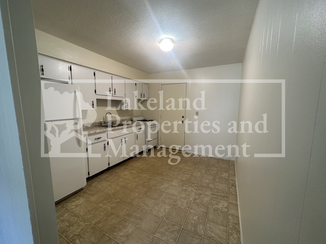 620 N. Lake Avenue 1 - 6 - Photo 2 of 6