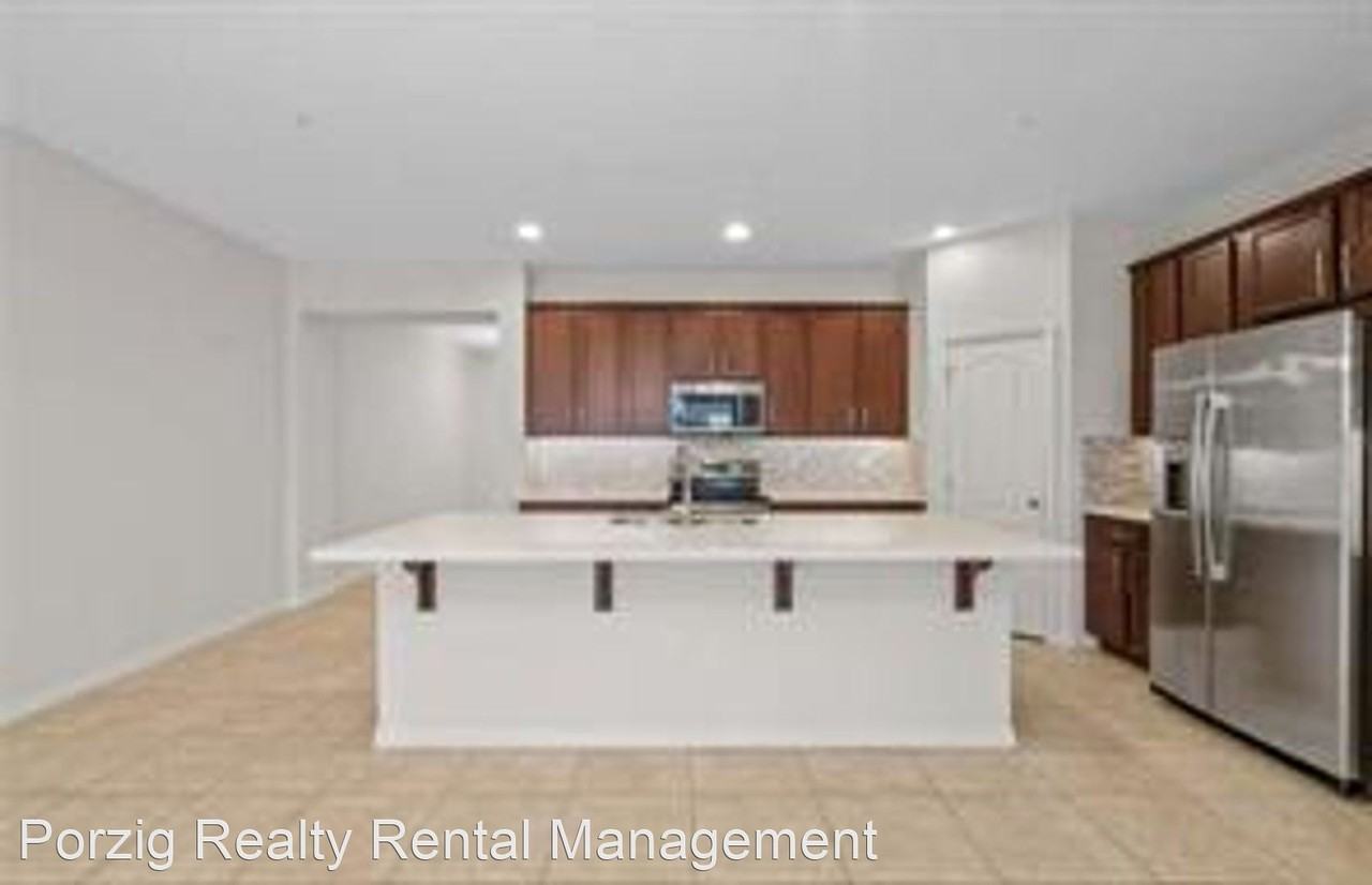 339 Merry Brook Cir - Photo 3 of 22