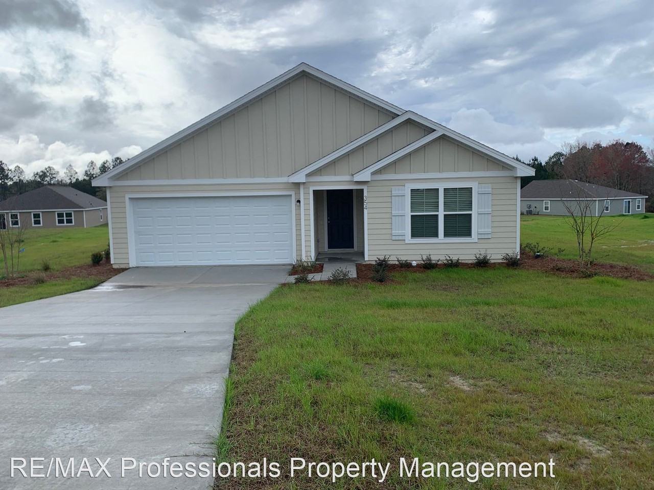 404 Sw Jewel Lake Dr - Photo 2 of 18