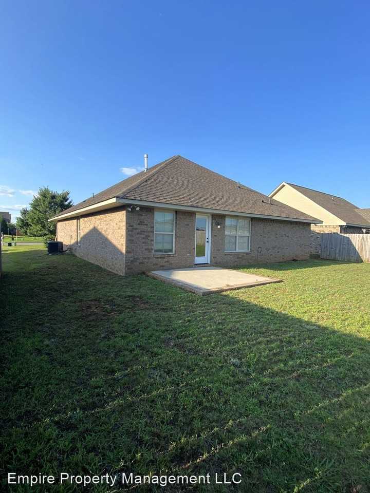 13 Pecan Cir - Photo 2 of 25