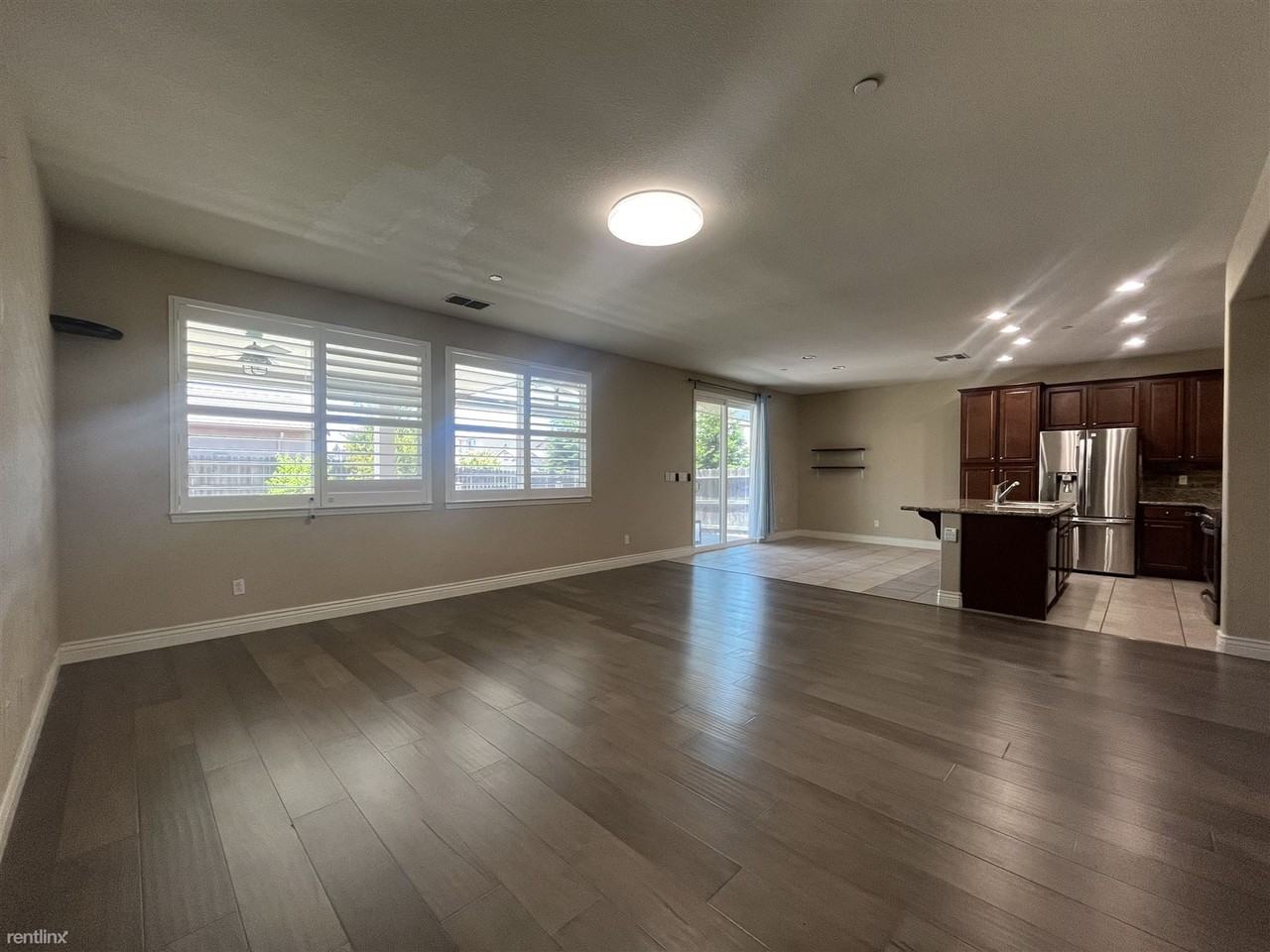 7455 Bedford Park Way - Photo 2 of 7