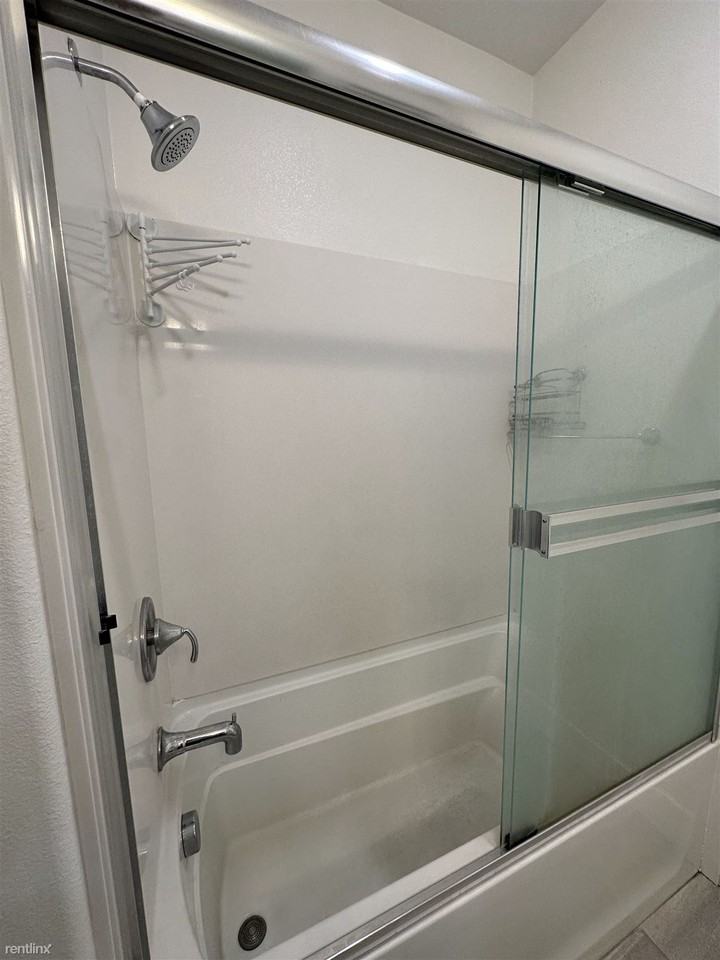 1499 Cherry Cir - Photo 3 of 20