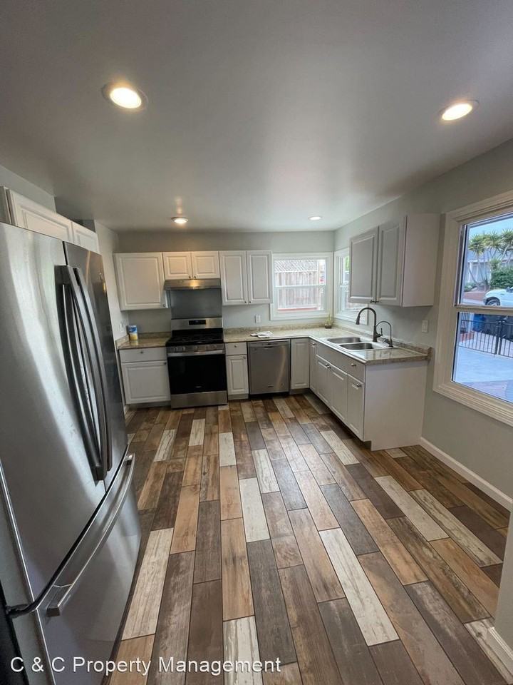 1726 Harding St - Photo 2 of 15