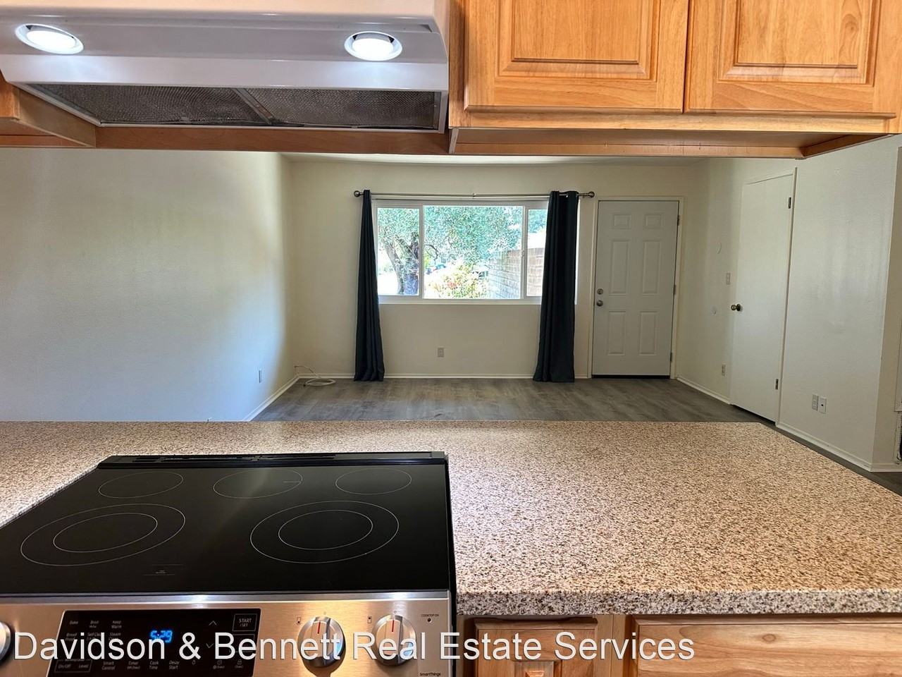 3985 Dunhill St - Photo 2 of 11
