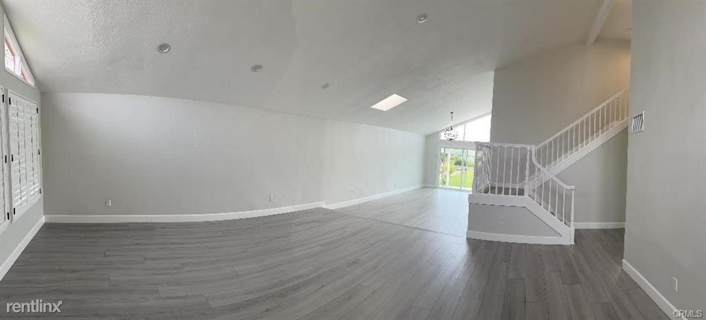 28935 Curlew Ln - Photo 2 of 10