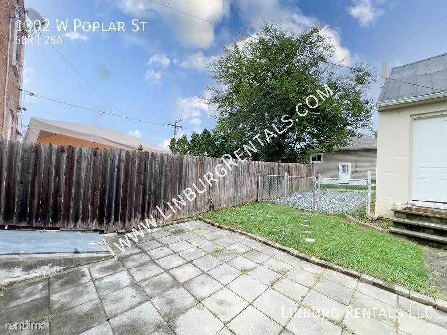 1302 W Poplar St - Photo 3 of 15