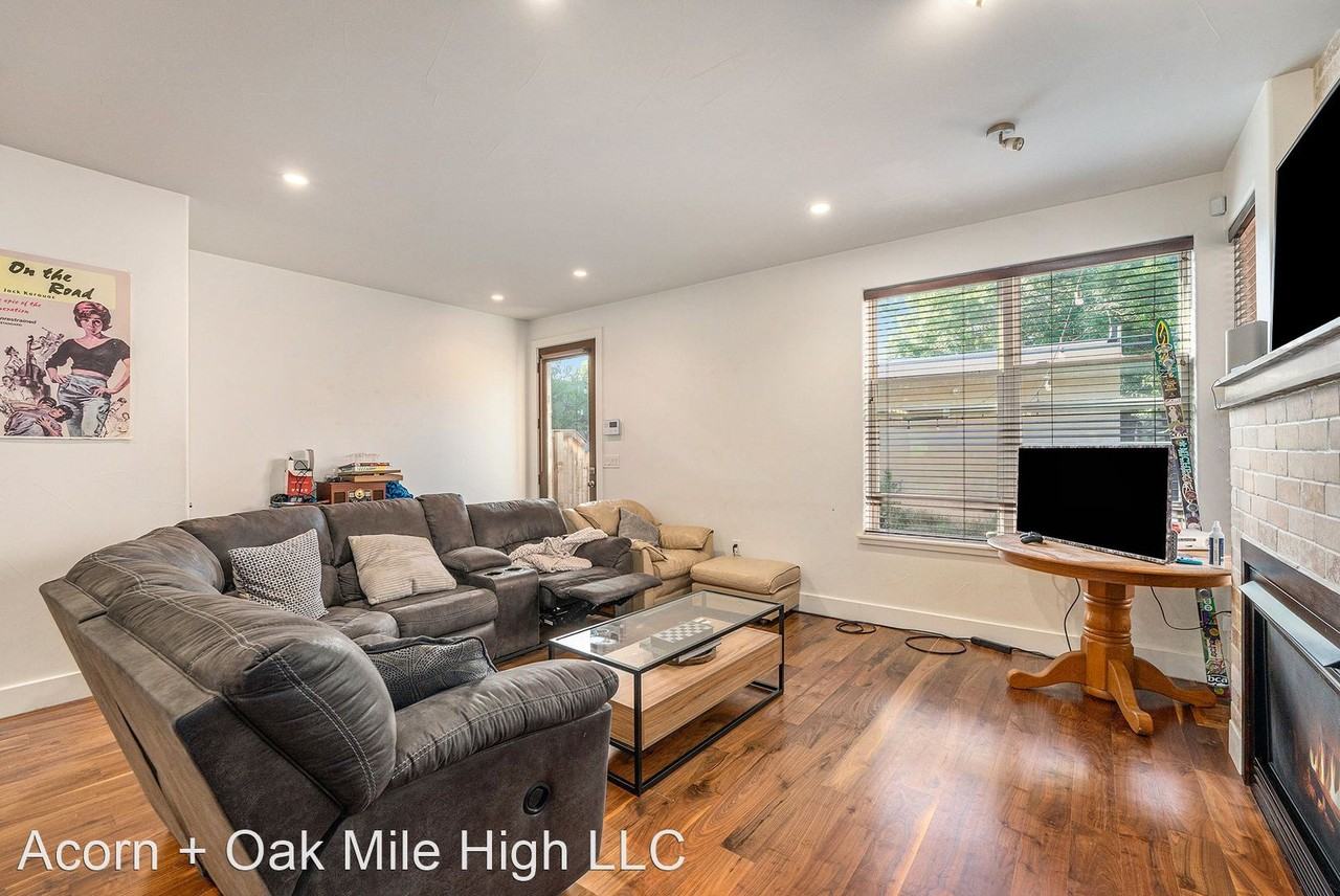 3315 W Hayward Pl - Photo 3 of 20