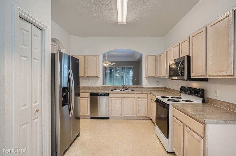 4633 Dunnie Dr - Photo 2 of 11