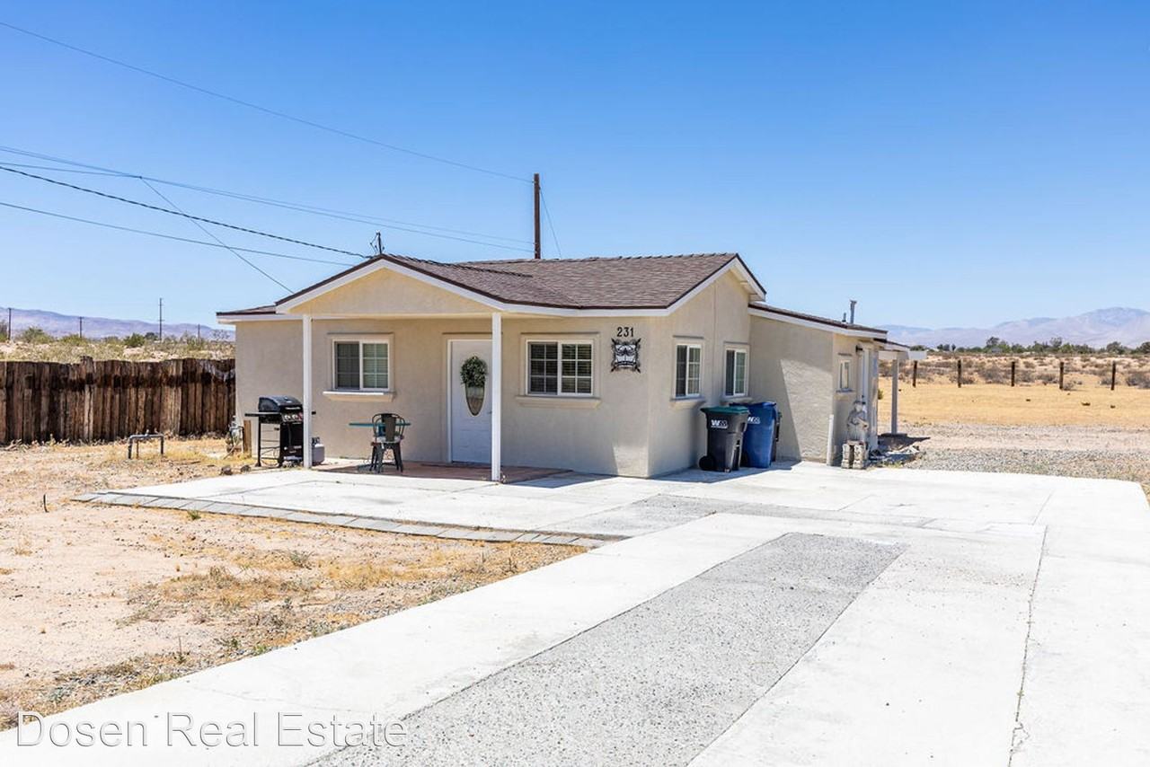 231 N Kern St - Photo 2 of 25