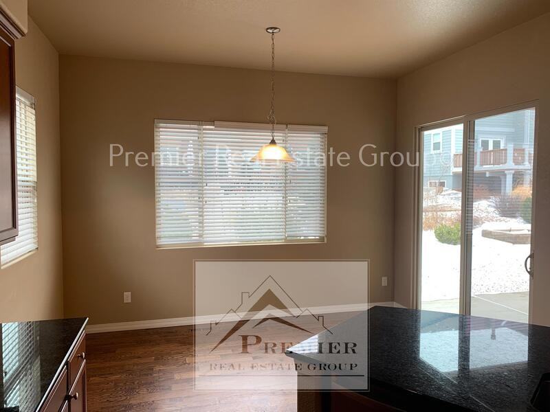 5948 Revelstoke Dr - Photo 4 of 21