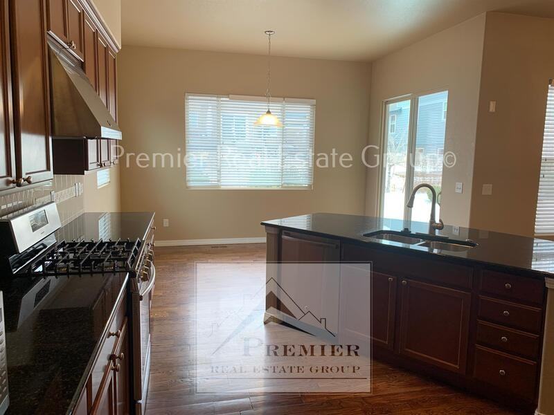 5948 Revelstoke Dr - Photo 5 of 21