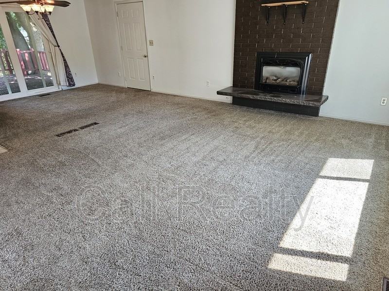 12 N Mckinzie Dr - Photo 2 of 19