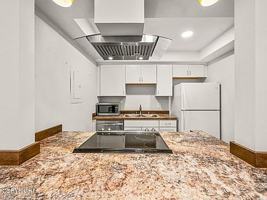 featured image of 4650 Reka Dr #F22