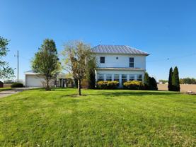 420 E Holtzmuller Rd - Photo 1 of 1