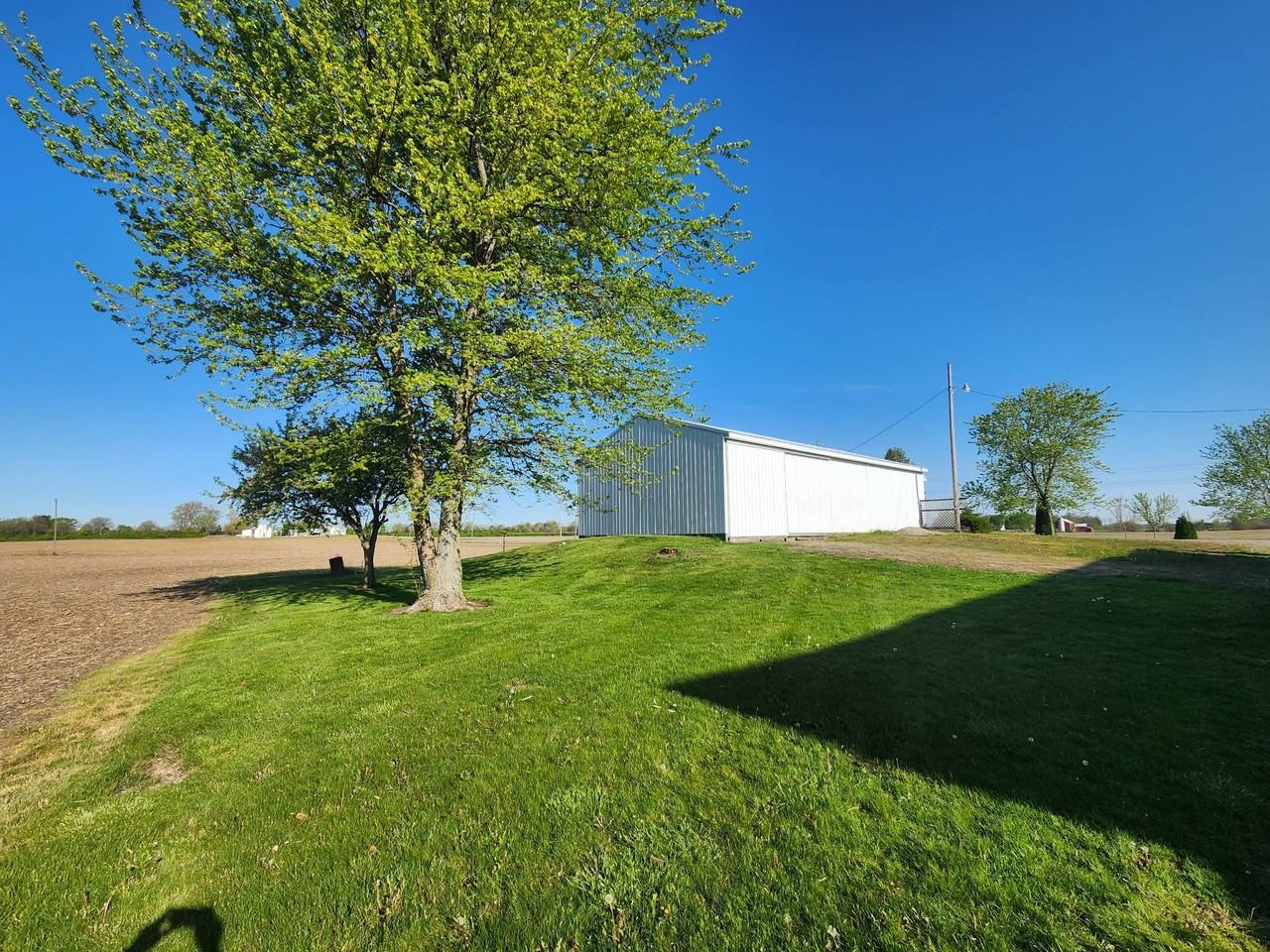 420 East Holtzmuller Road - Photo 4 of 23