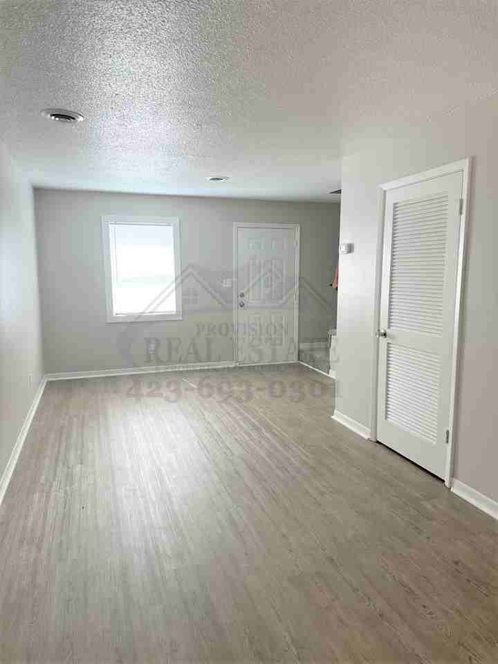 2165 Arnold St Nw - Photo 3 of 11