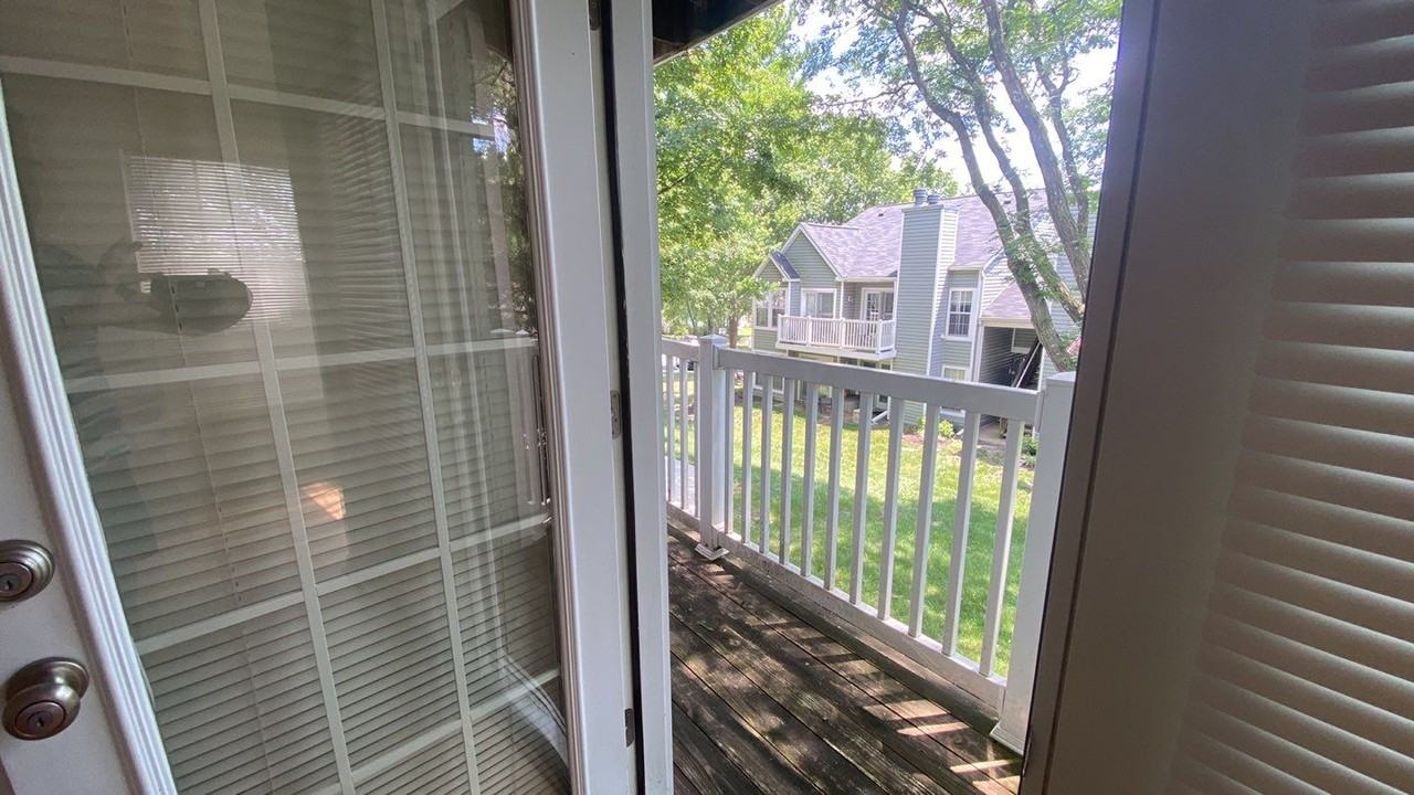 6015 Rock Glen Dr #405 - Photo 3 of 13