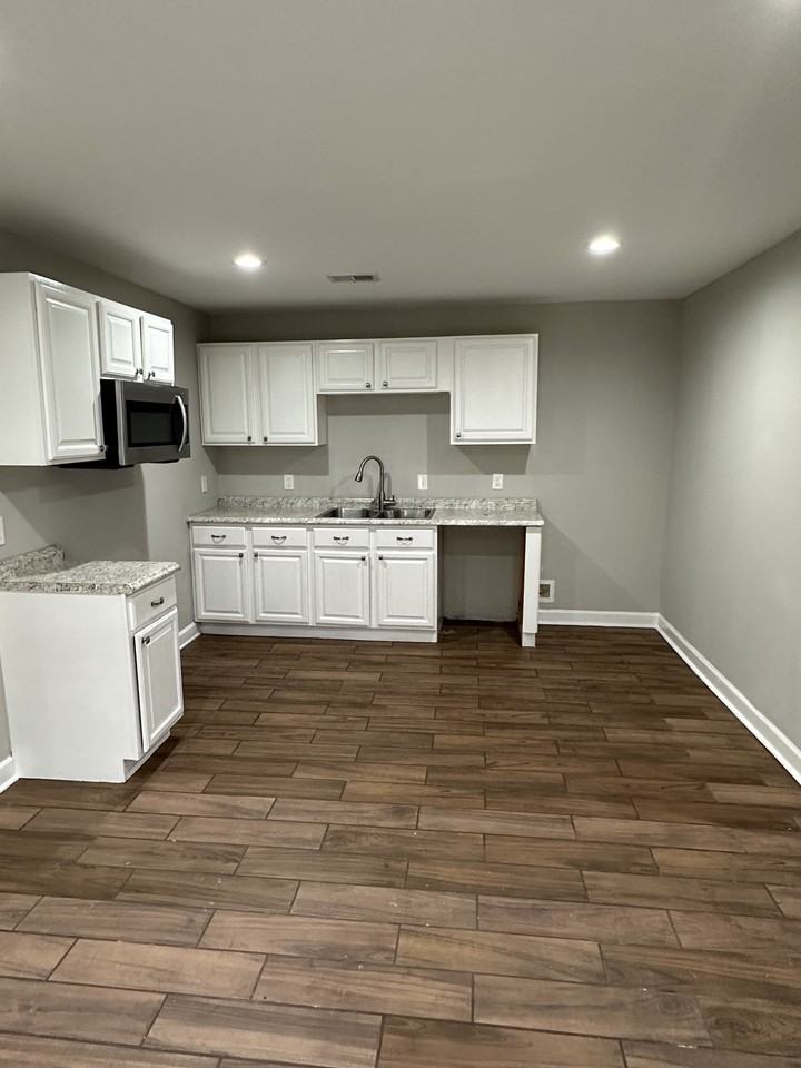 485 Quinn Road - Photo 2 of 13