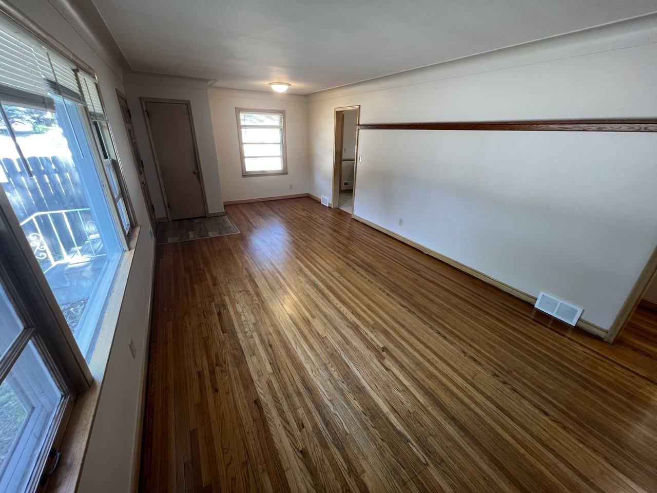 5101 Washburn Ave N - Photo 3 of 16