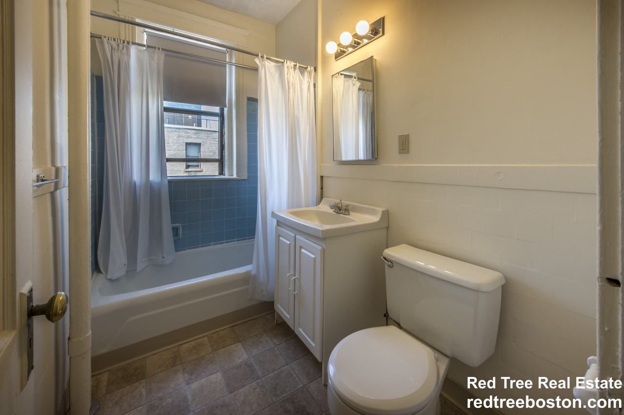 21 Brighton Ave #3 - Photo 7 of 7